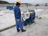 研磨機・ショットブラスト機での下地処理